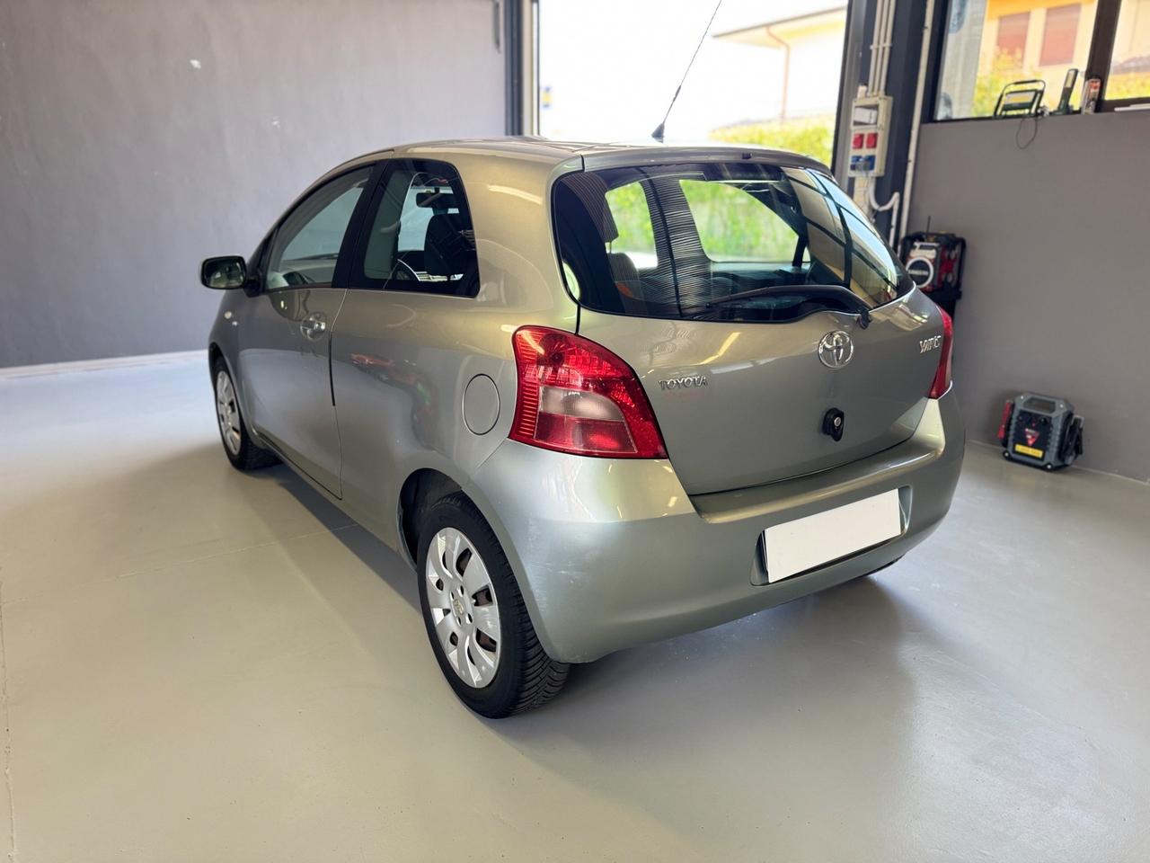Toyota Yaris 1.4 D-4D 3 porte