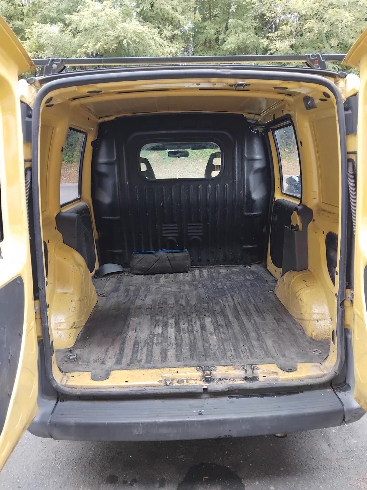 Fiat Doblo 1.9 diesel cat Cargo Semivetrato