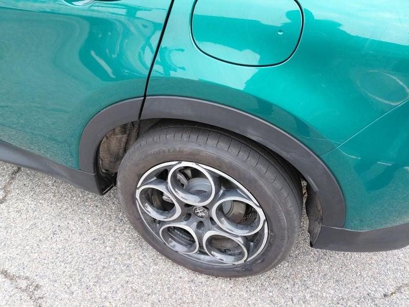 Alfa Romeo Tonale 1.3 280cv Plug-in Hybrid AT6 Sprint Q4 MY25