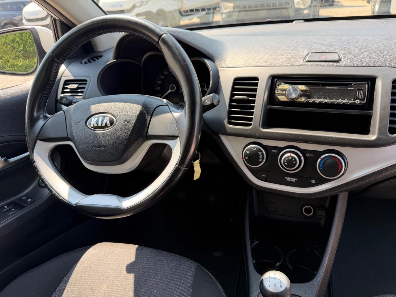 Kia Picanto 1.0 12V 3 porte Urban