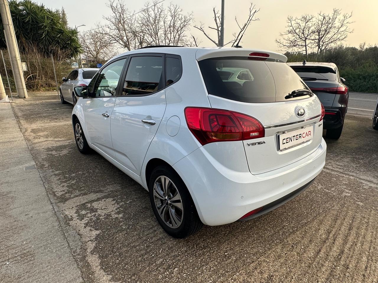 Kia Venga 1.4 CRDi 90 CV S&S High Tech