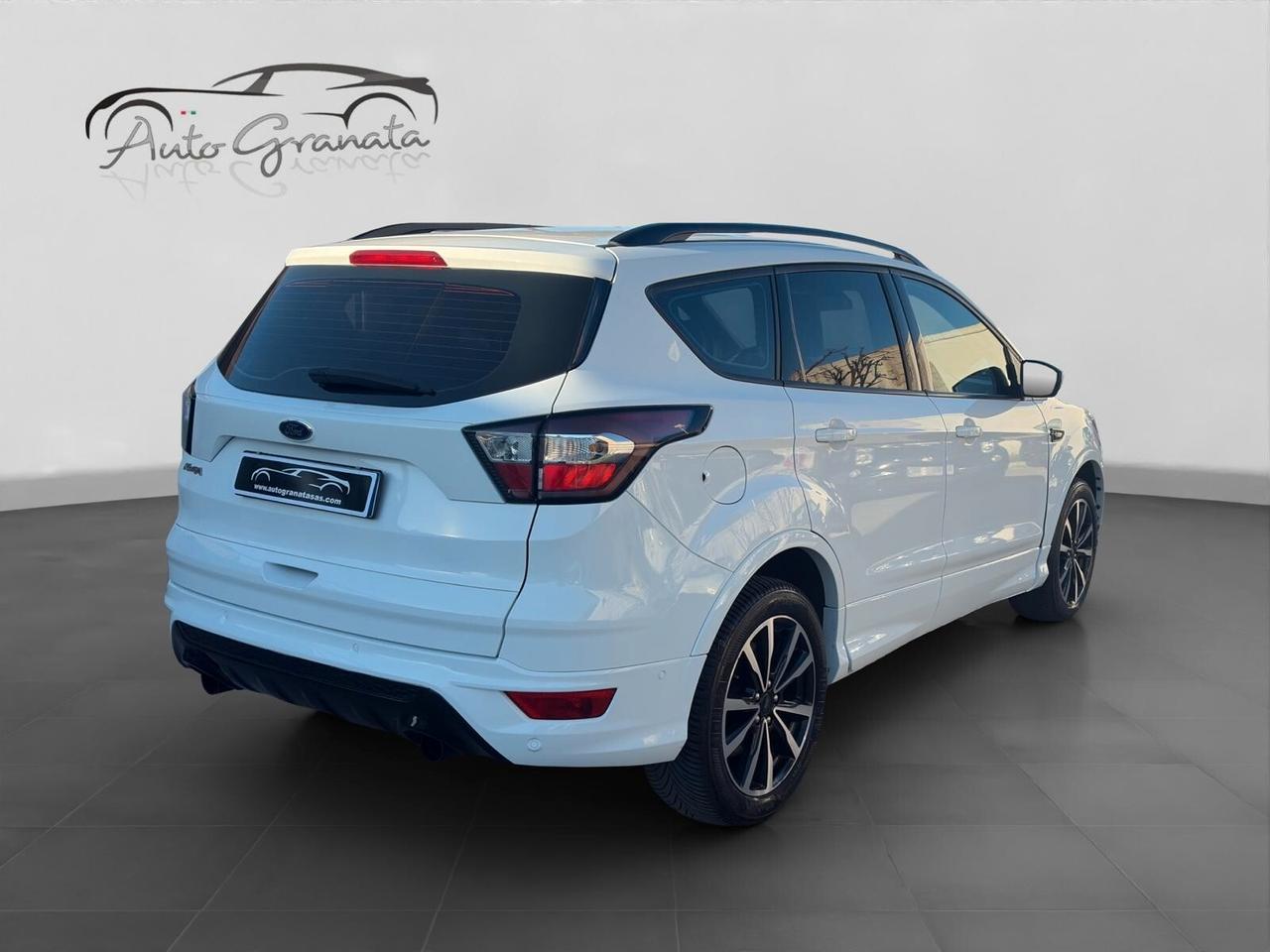 Ford Kuga 1.5 TDCi 120cv ST-Line COME NUOVA
