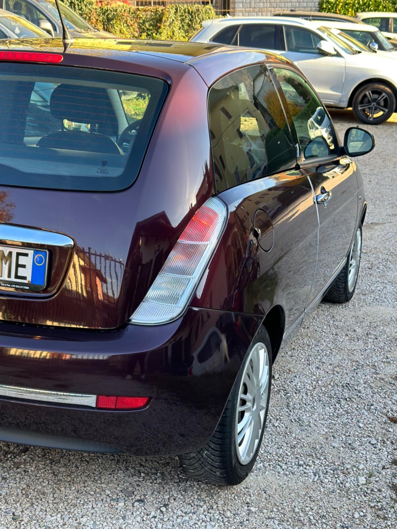 Lancia YPSILON 1.2 UNYCA NEOPAT KMCERT GARANZ