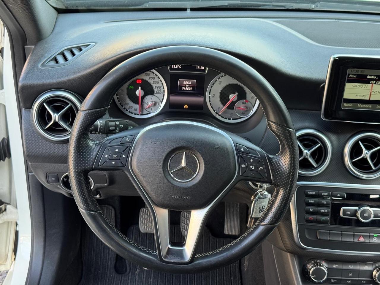 Mercedes-benz A 200 A 200 CDI Automatic Night Edition