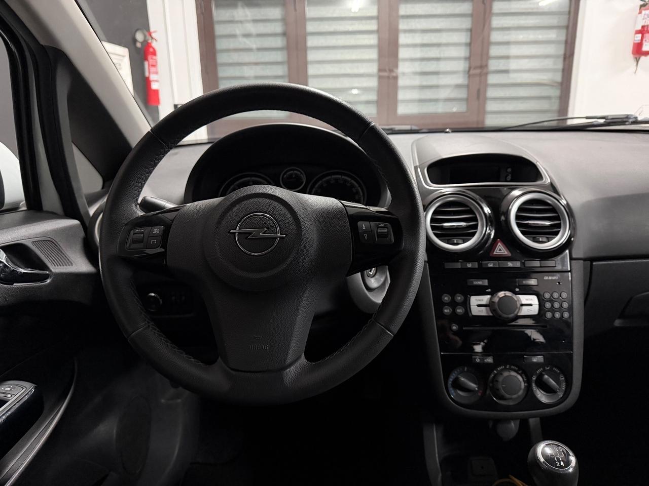 OPEL Corsa 1.3 CDTI (75) Sport 2014