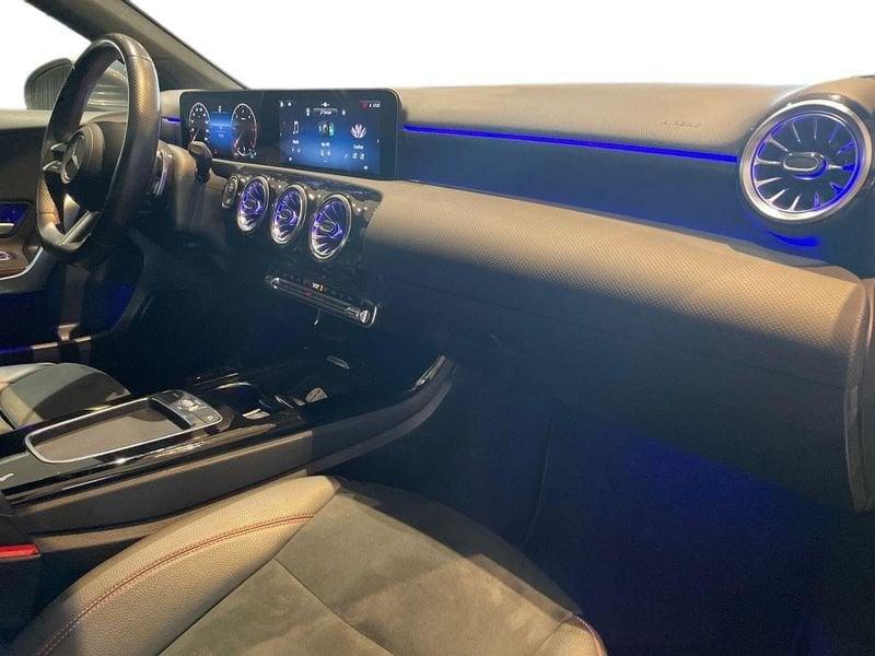Mercedes-Benz Classe A A 180 d AMG Line Premium auto