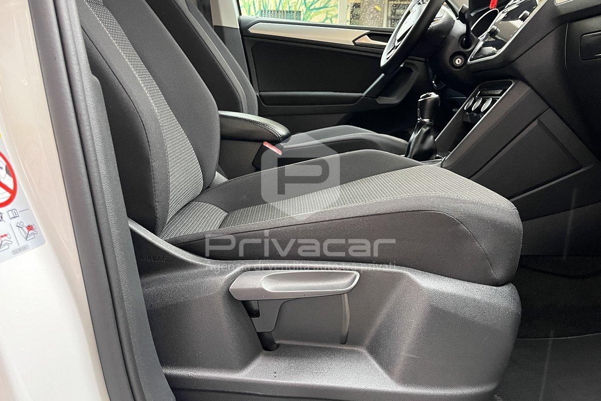 VOLKSWAGEN Tiguan 1.5 TSI Urban ACT BlueMotion Technology