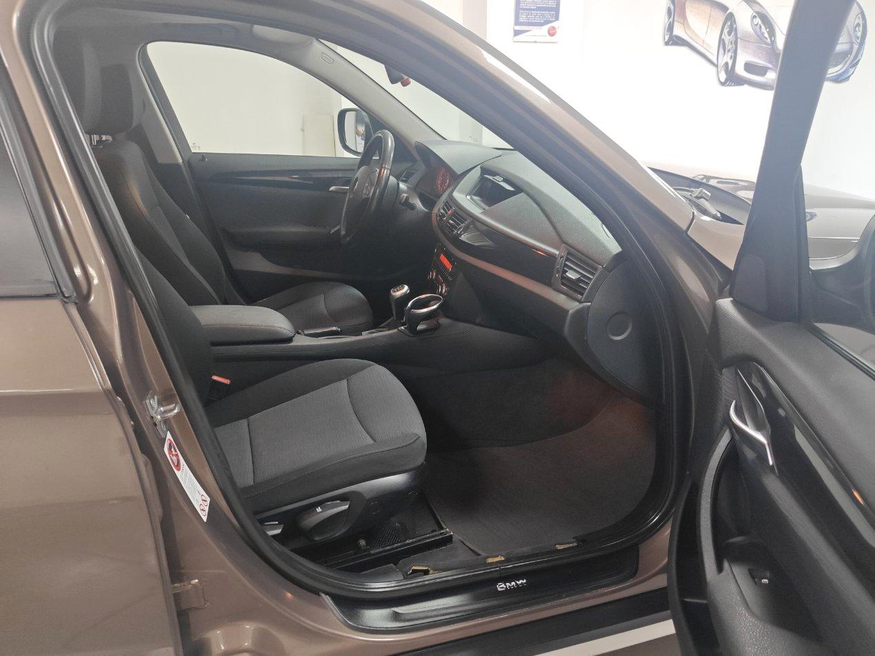 BMW X1 xdrive20d Attiva
