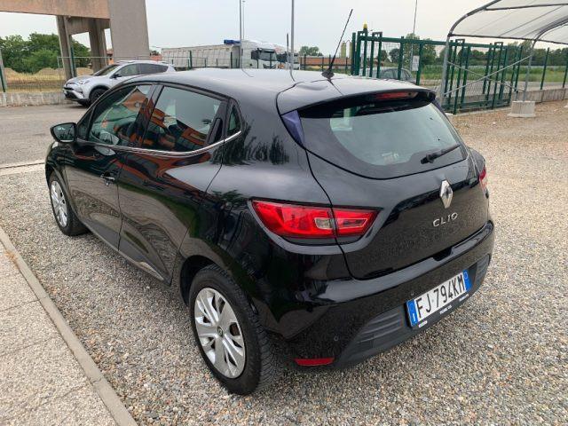 RENAULT Clio 1.2 75CV 5 porte Intens