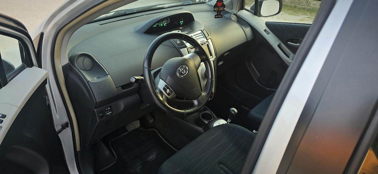 Toyota Yaris 1.3 5 porte Sol - AUTOMATICA