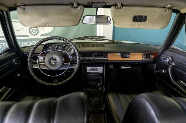 Mercedes 190 Mercedes 250 CE COUPE'