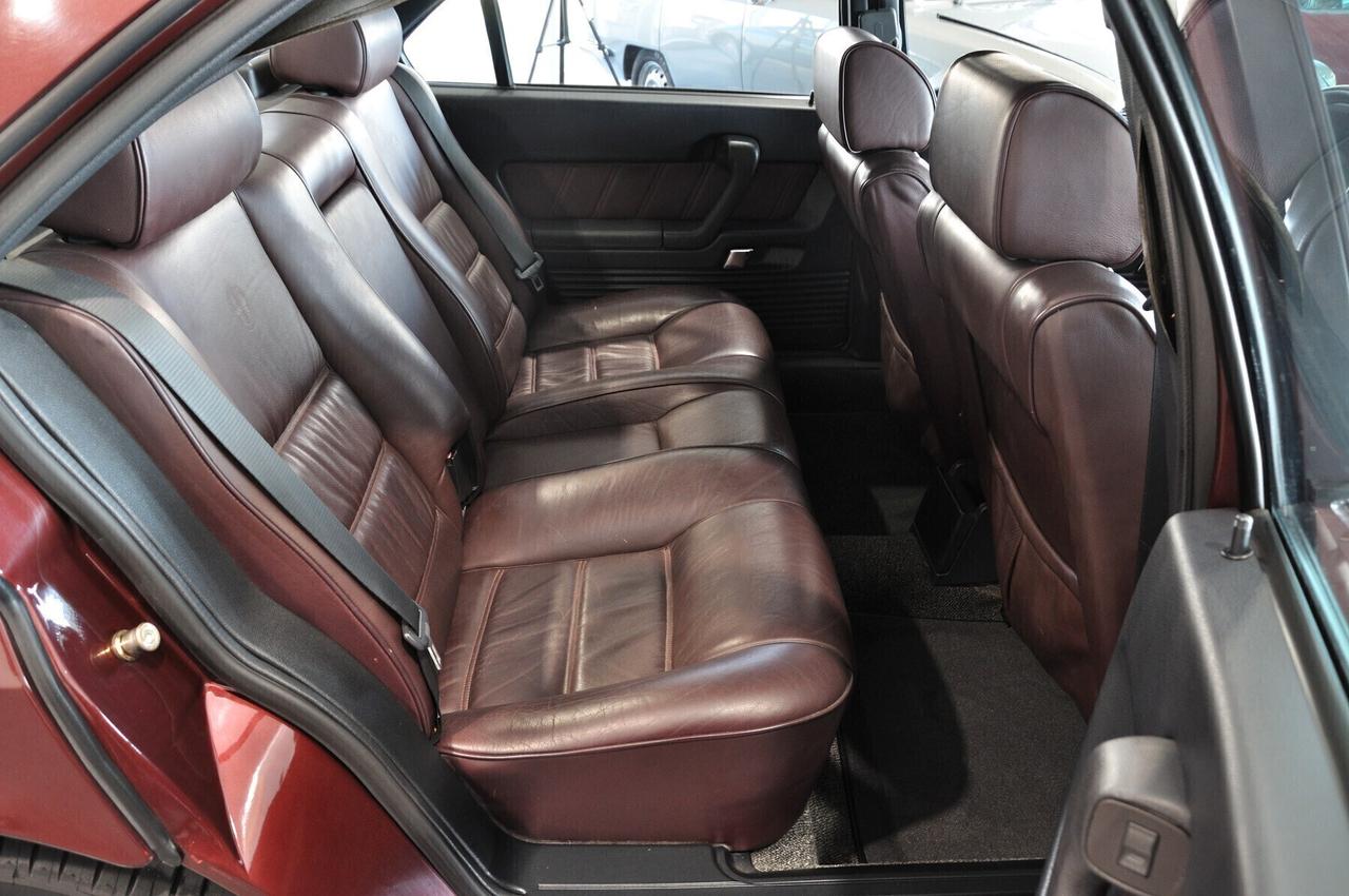 Alfa Romeo 164 2.0i V6 turbo cat Super CRS pelle tagliandata