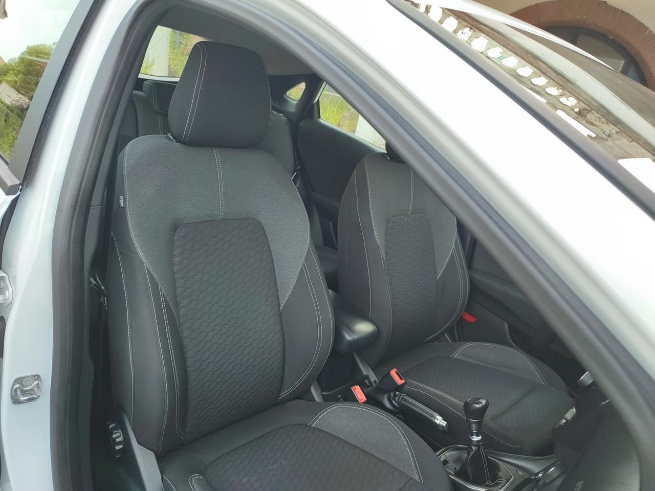 Ford Puma TITANIUM 1.5 D 120 CV NAVIG. DA VETRINA PERFETTA