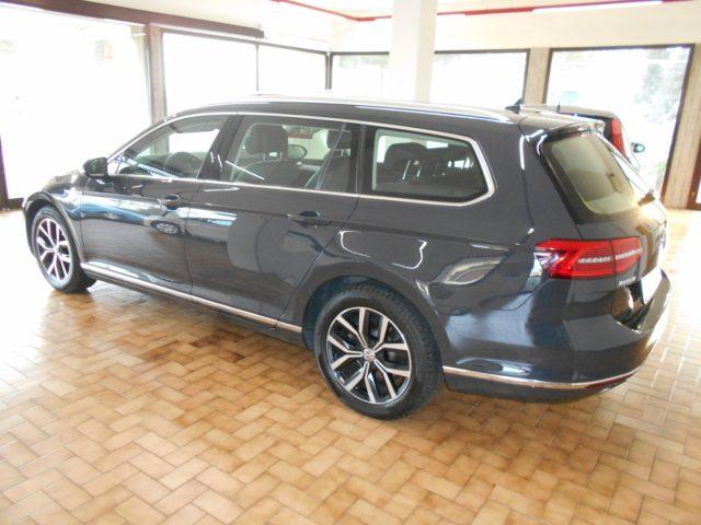 VOLKSWAGEN Passat Variant 2.0 TDI 4X4 190 CV DSG Executive BMT