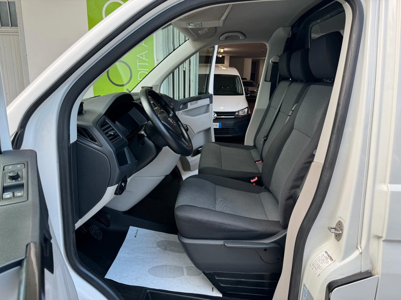 Volkswagen T6 Transporter 2.0TDI UNIPR GARANZIA24M