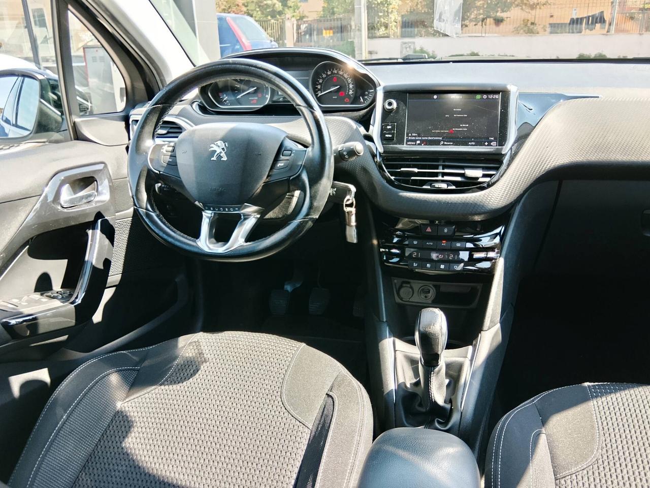 Peugeot 208 HDi Allure NAVI/CAMER/CROMO