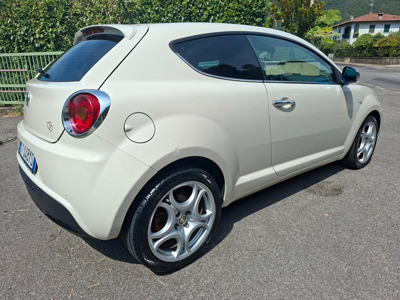 Alfa Romeo MiTo 1.3 MJT DA NEOPATENTATI / EURO 5B