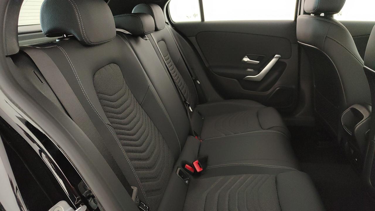 Mercedes-Benz A 250 e phev Progressive Advanced auto