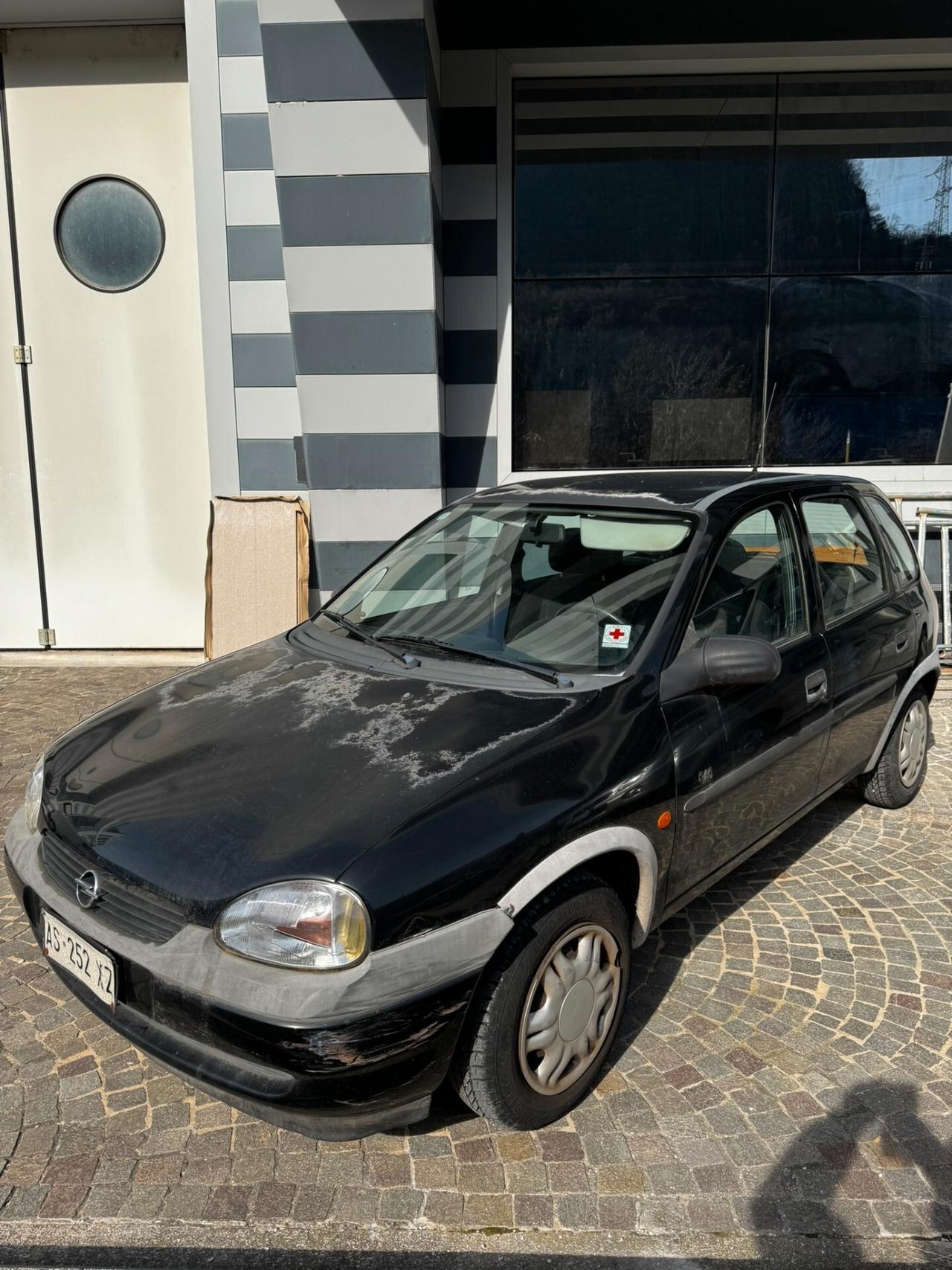 Opel Corsa 1.2i cat 5 porte Viva