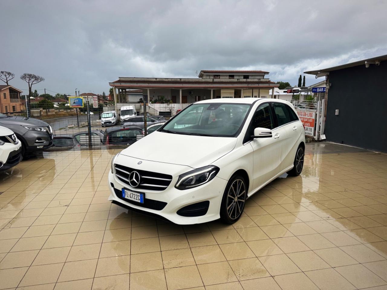 Mercedes-benz B 180 B 180 d Automatic Premium Garanzia 12 Mesi