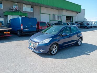 Peugeot 208 1.2VTi 82CV 5p. Allure UNIPROPRIETARIO