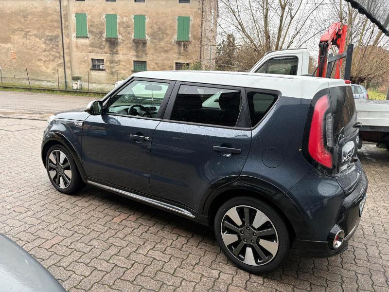 Kia Soul 1.6 crdi 16v Your Soul AUTOMATICO OK NEOPATENTATO