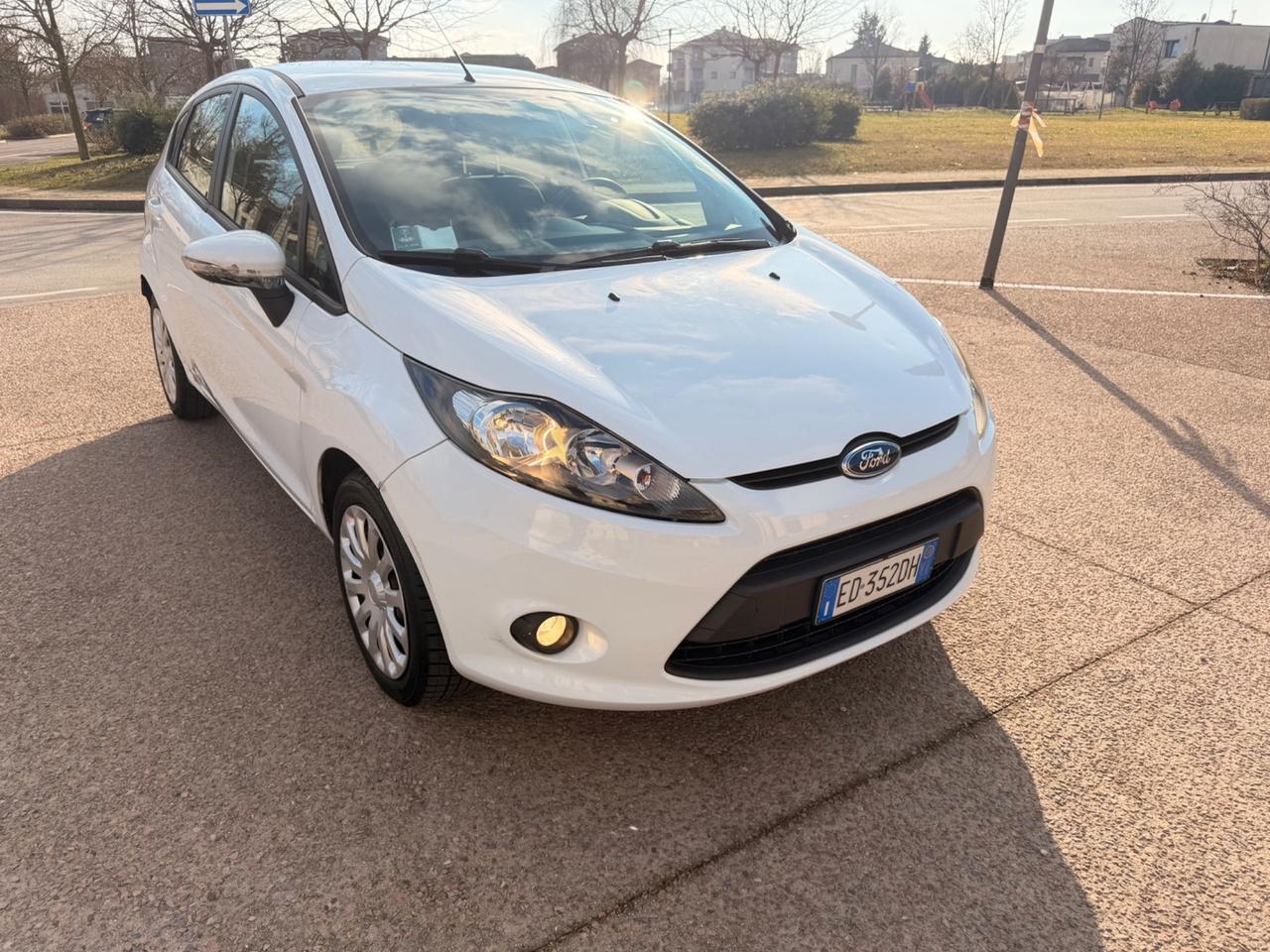 Ford Fiesta 1.4 TDCi km110mila neopatentati