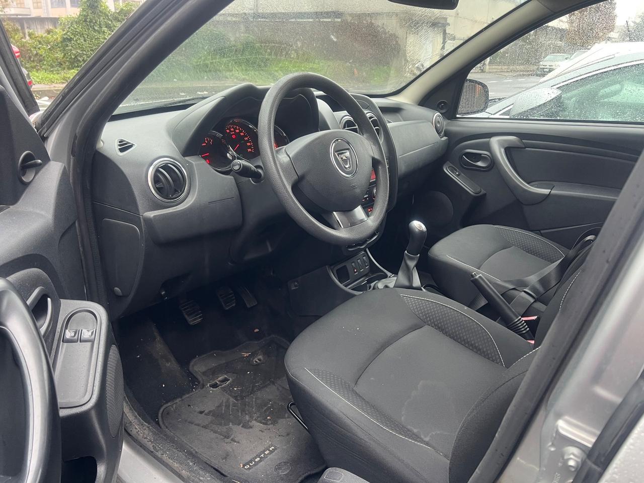 Dacia Duster 1.6 115 CV 4x2 GPL serie limitata black shadow