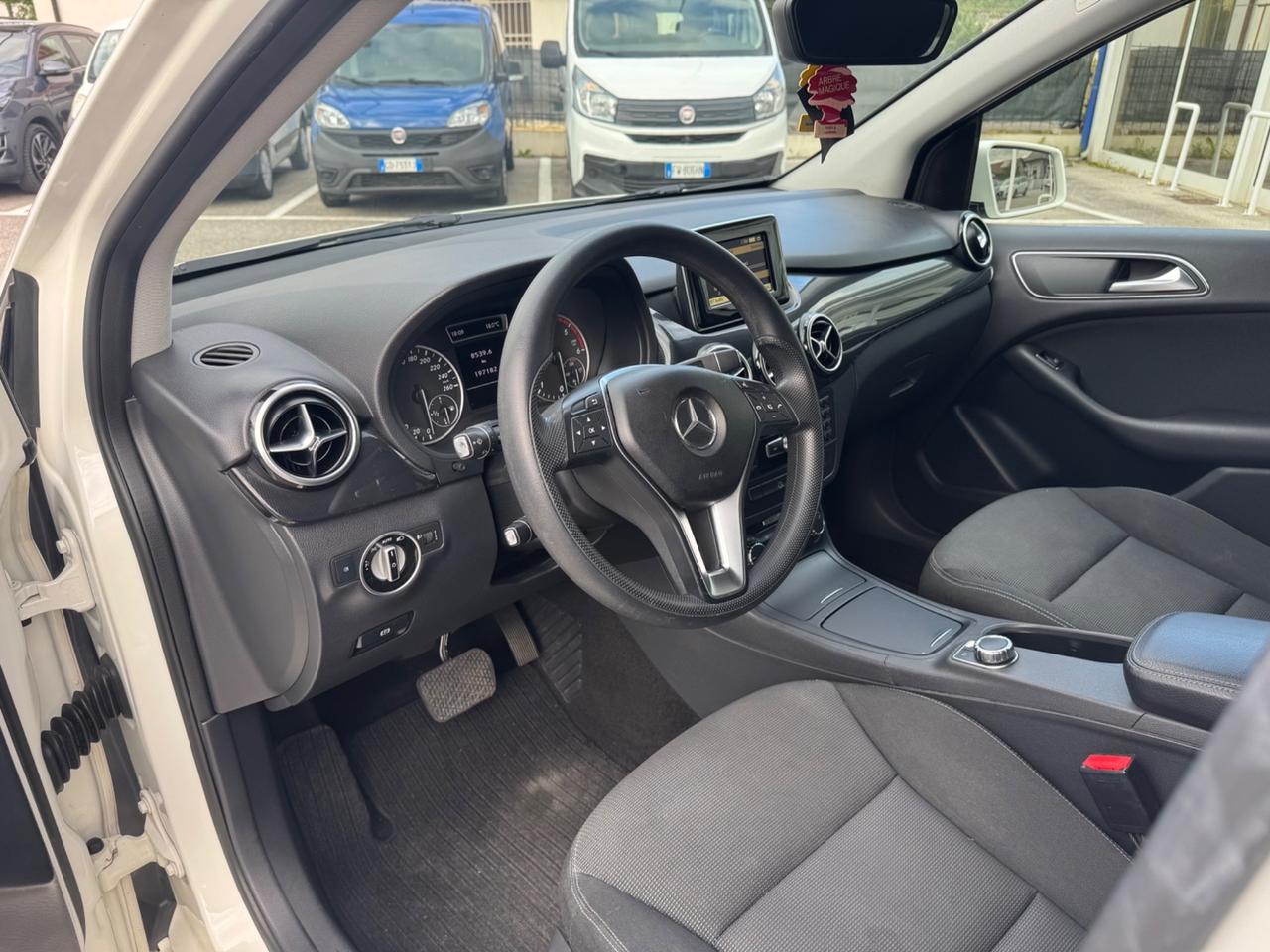 Mercedes-benz B 200 B 200 CDI BlueEFFICIENCY Executive
