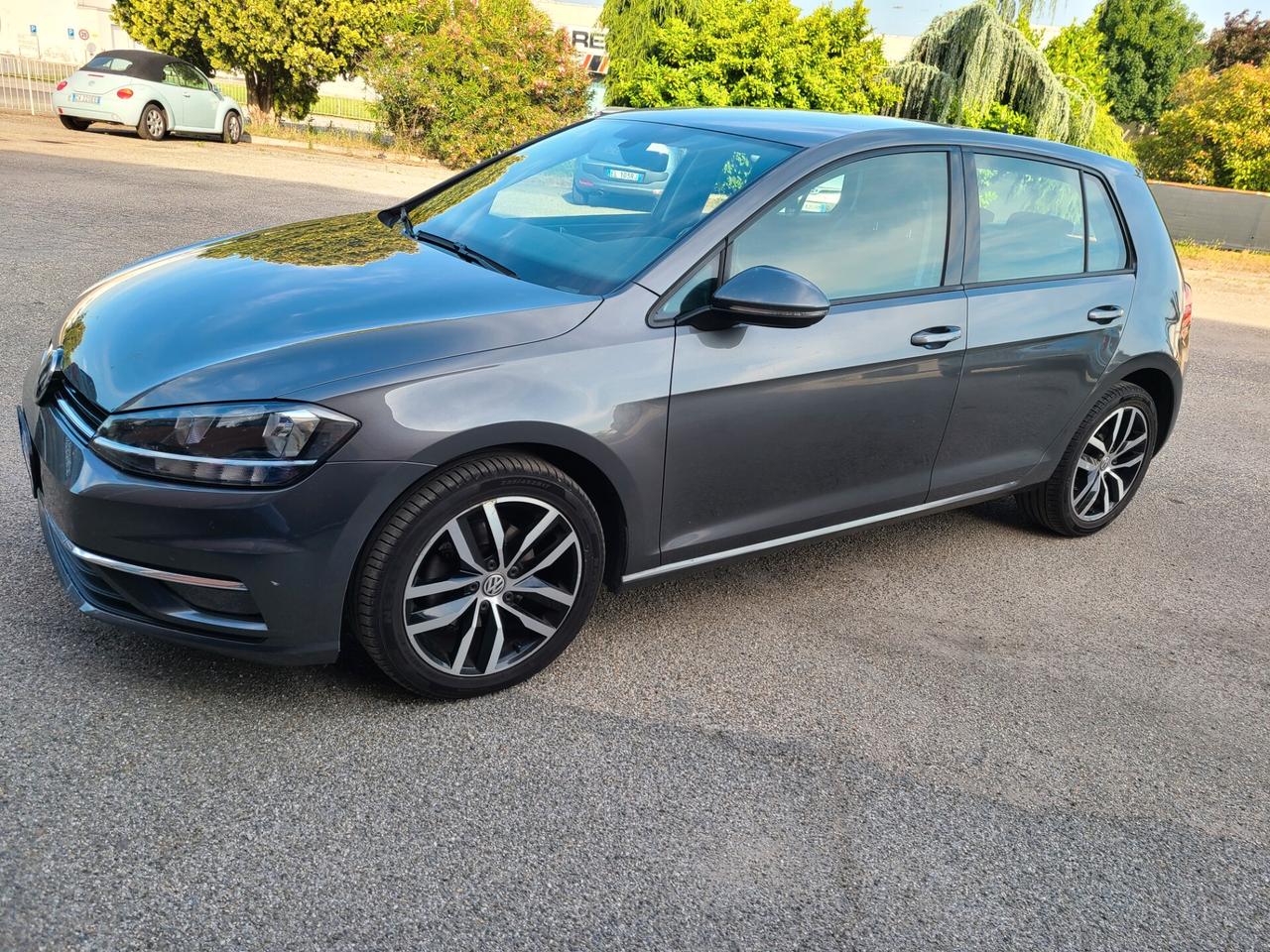 Volkswagen Golf 7,5 diesel 1.6 cilindrata anno 2018