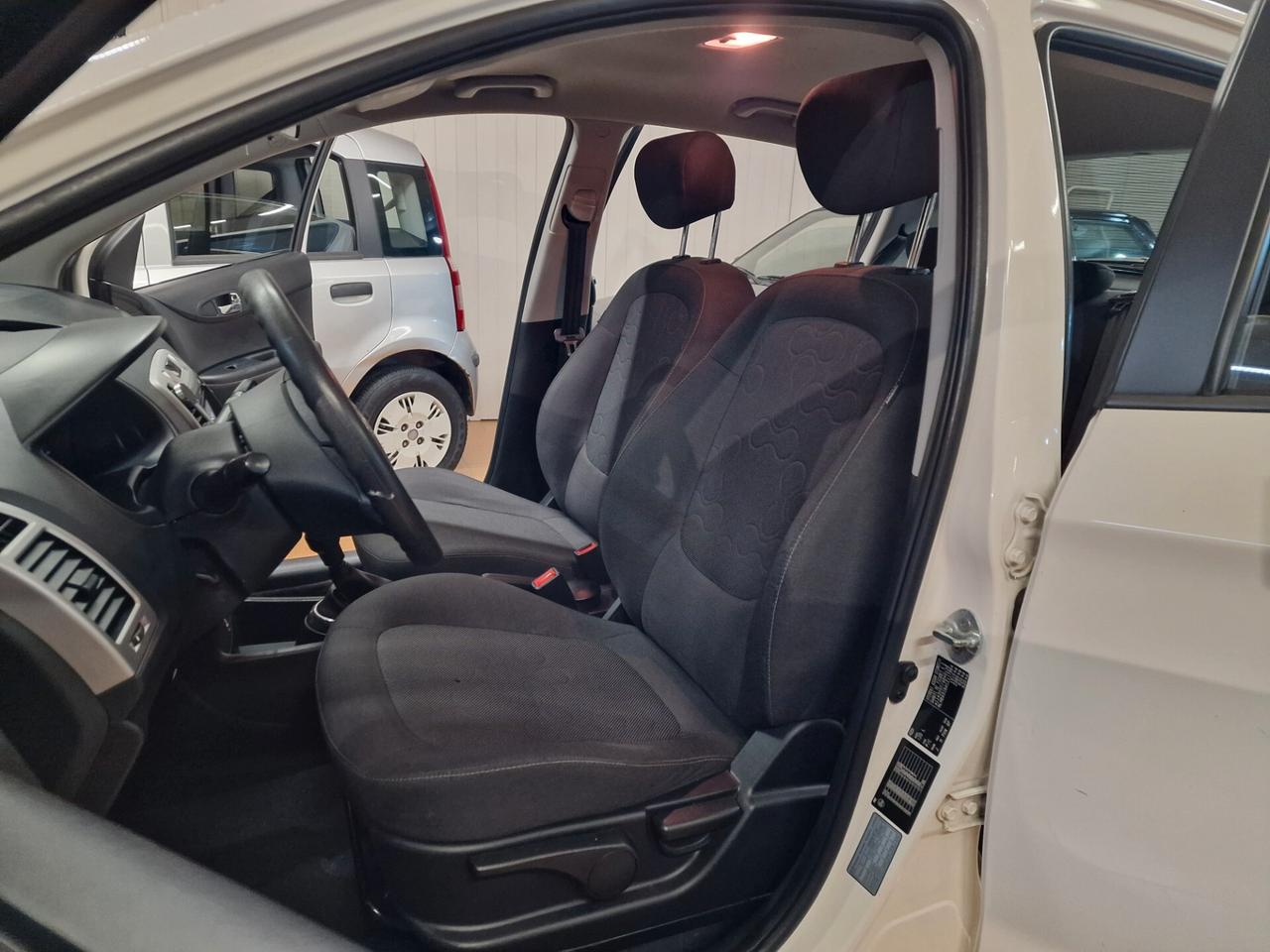 Hyundai i20 1.2 benzina, 158 mila chilometri