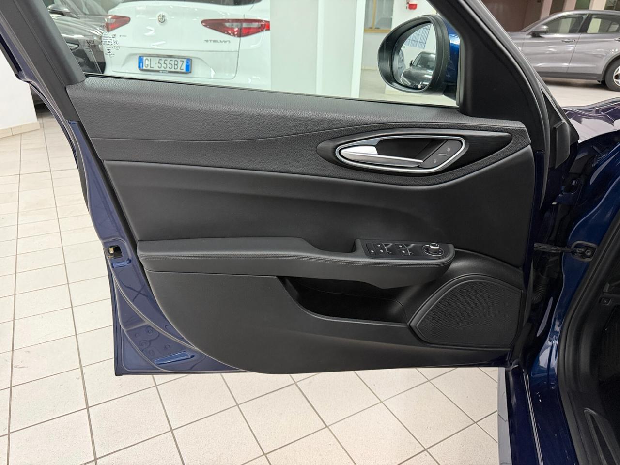 Alfa Romeo Giulia 2.2 TD 150 CV SUPER KIT DISTRIBUZIONE ESEGUITO A 109000 KM GOMME NUOVE - CARFAX VISIBILE DALLE FOTO