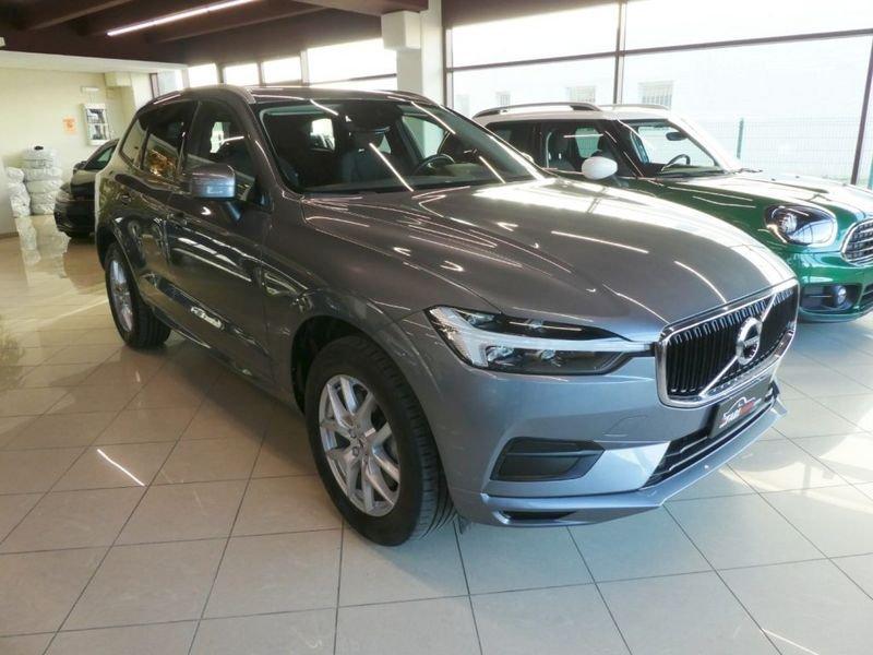 Volvo XC60 2.0 B4 197 Cv Momentum Pro Autom. AWD - LED, Navi