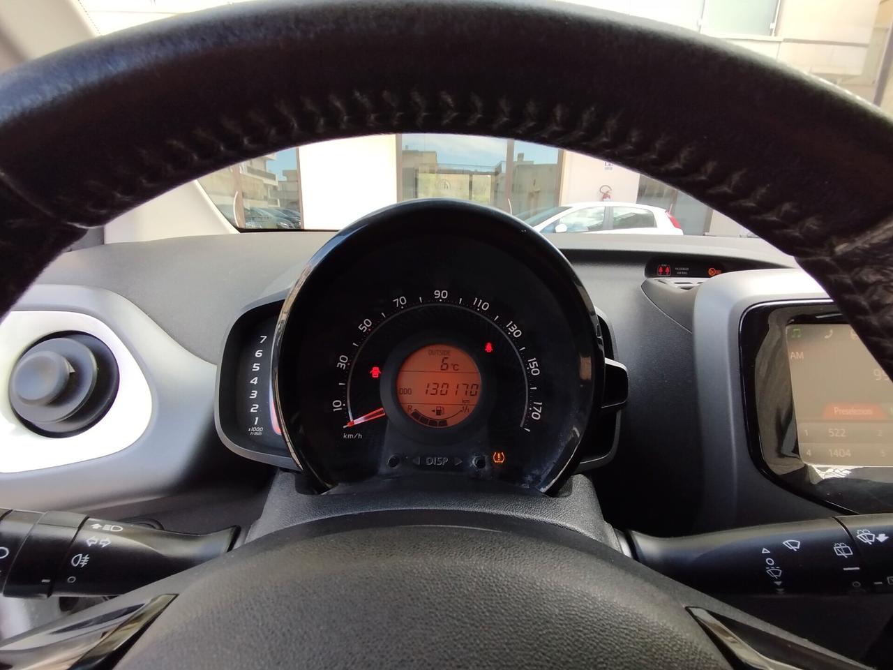 Toyota Aygo 1.0 VVT-i 72 CV 5 porte x-business