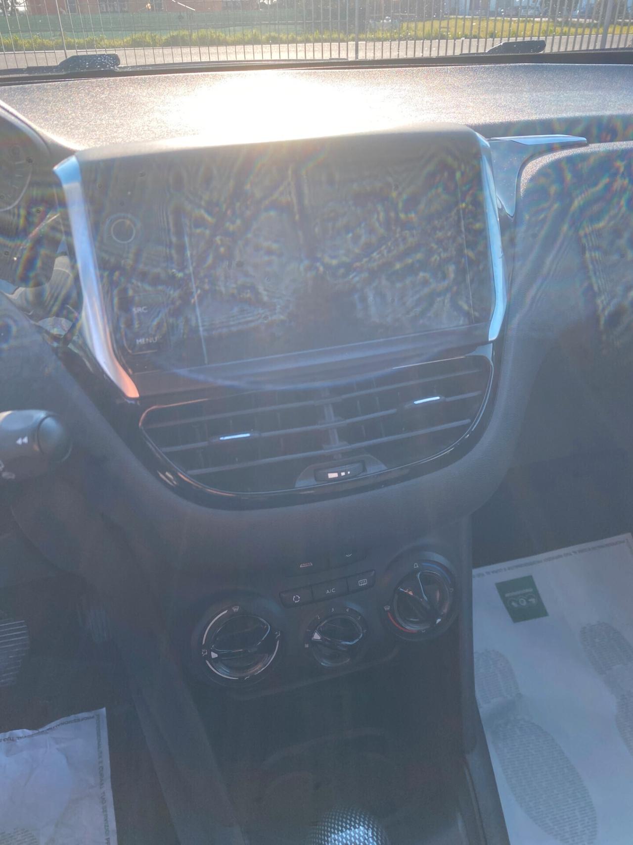 Peugeot 208 1.4 HDi 68 CV 5 porte Active