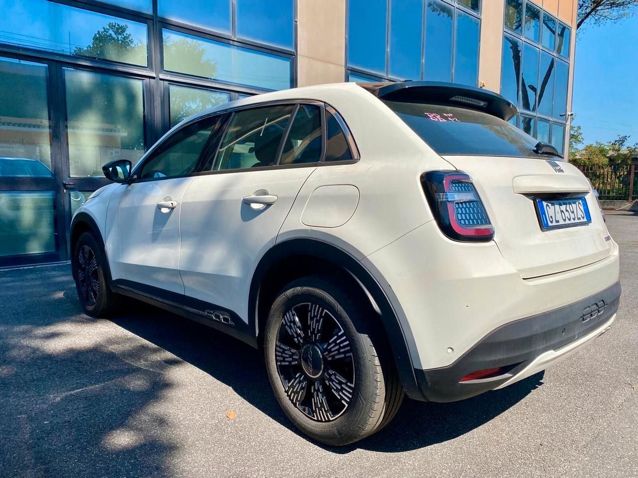 Fiat 600 Hybrid 145 CV DCT MHEV Pop