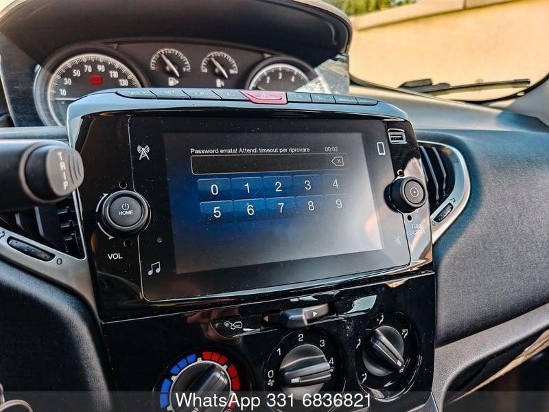 Lancia Ypsilon Ypsilon 1.0 firefly hybrid Gold s&s 70cv