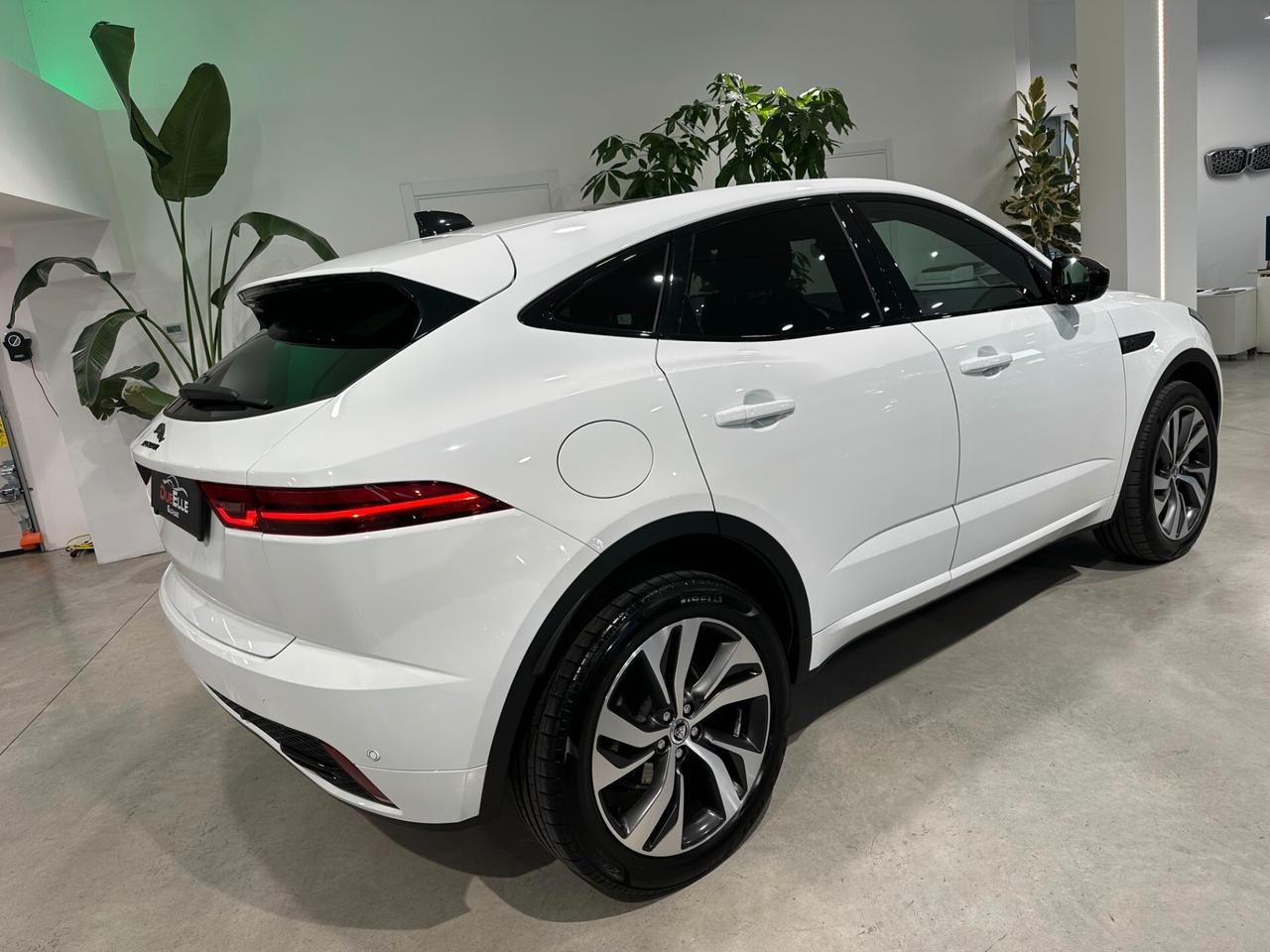 Jaguar E-Pace 2.0D 163cv AWD Auto R-Dynamic HSE IVA ESPOSTA