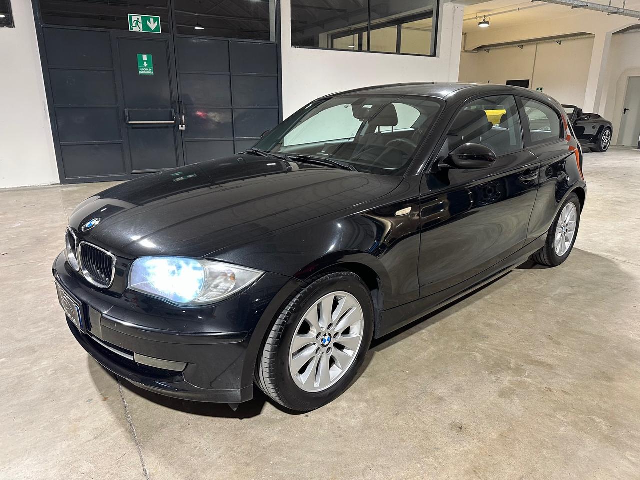 Bmw 118d 3P - RETROCAMERA - A/C