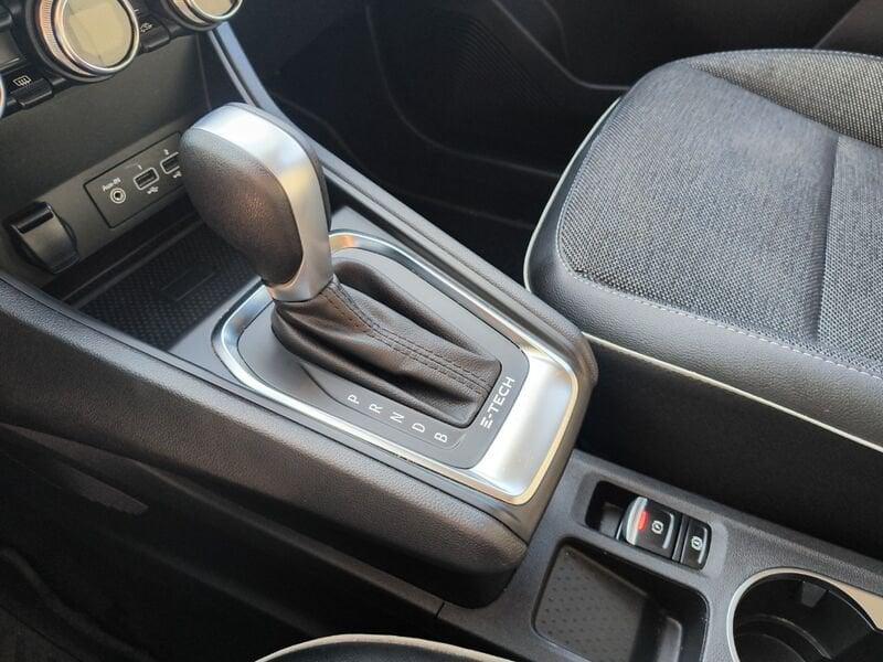 Renault Captur E-Tech hybrid 1.6 E-TECH HEV 145 TECHNO AUTO