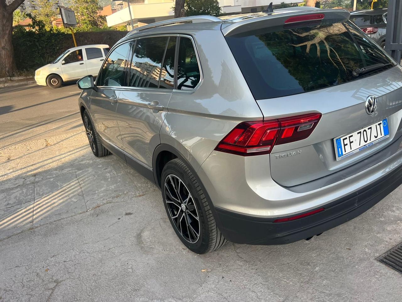 Volkswagen Tiguan 1.6 TDI SCR Business BlueMotion Technology