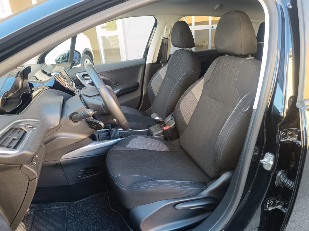 Peugeot 2008 BlueHDi 100 S&S Style