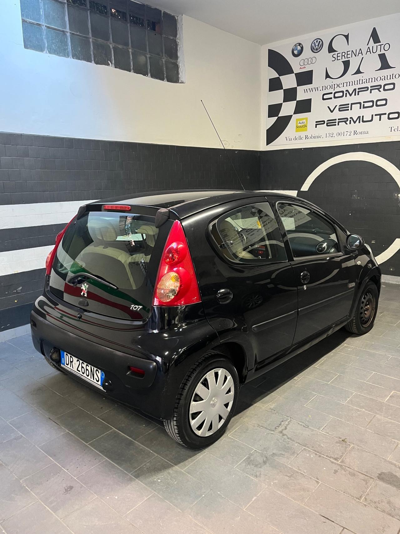 Peugeot 107 1.0 68CV 5p. Sweet Years 2Tronic