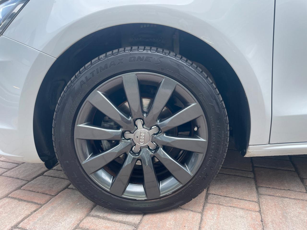 Audi A1 SPB 1.6 TDI S tronic Attraction