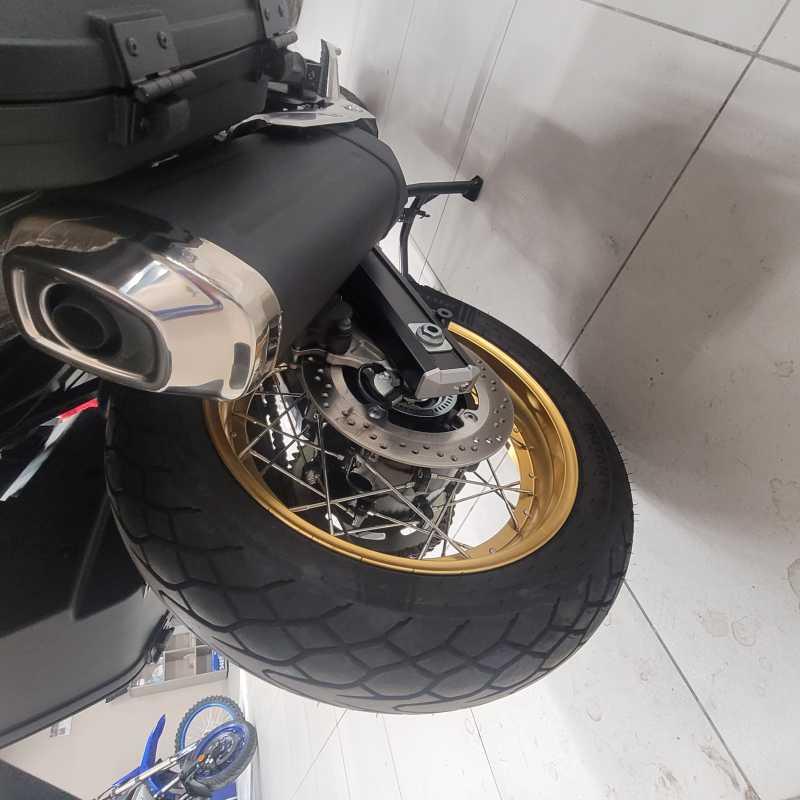 Suzuki V-Strom 650XT - 2021