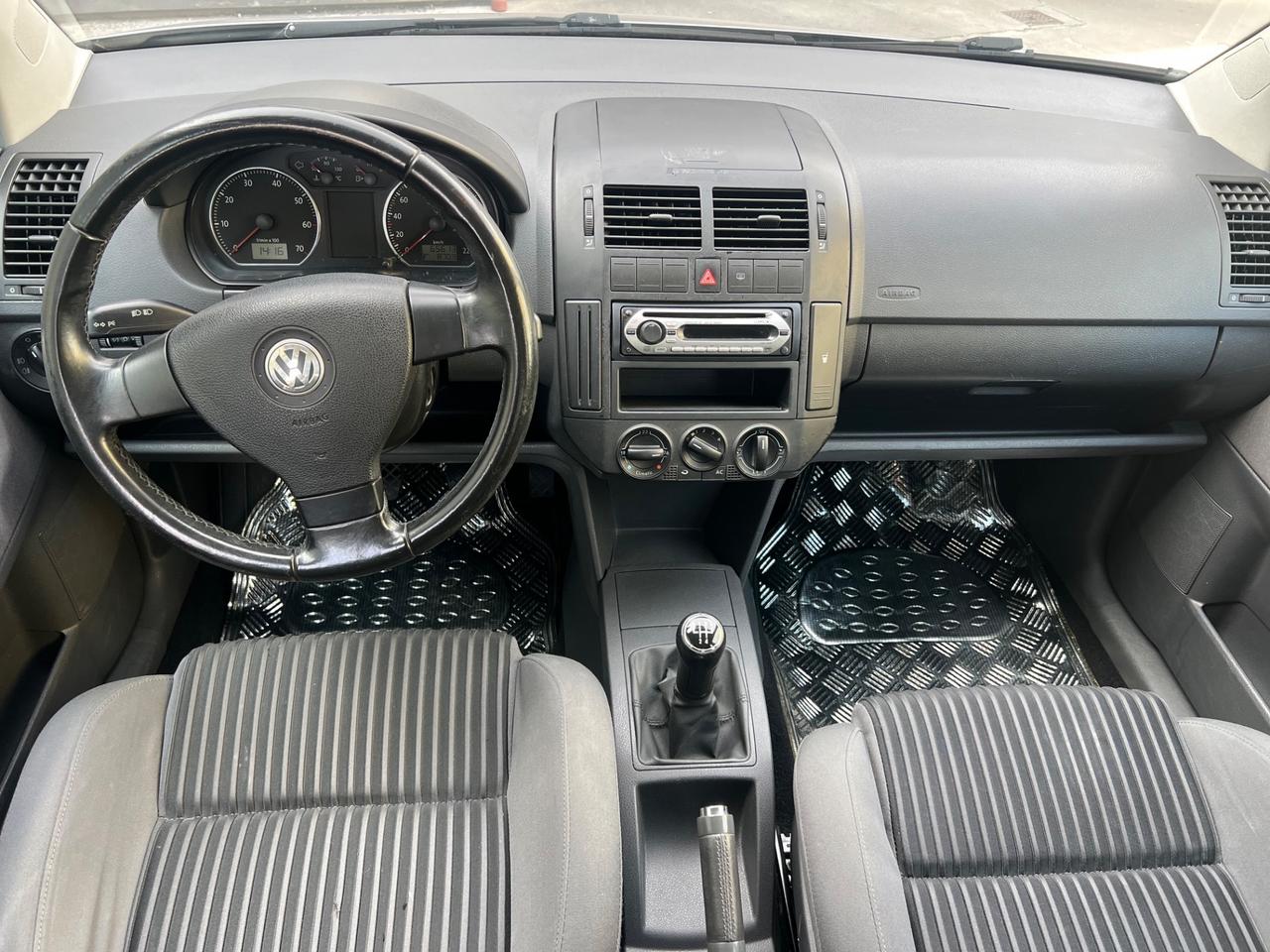 Volkswagen Polo 1.4 benz per NEOP - Garanzia 12 Mesi