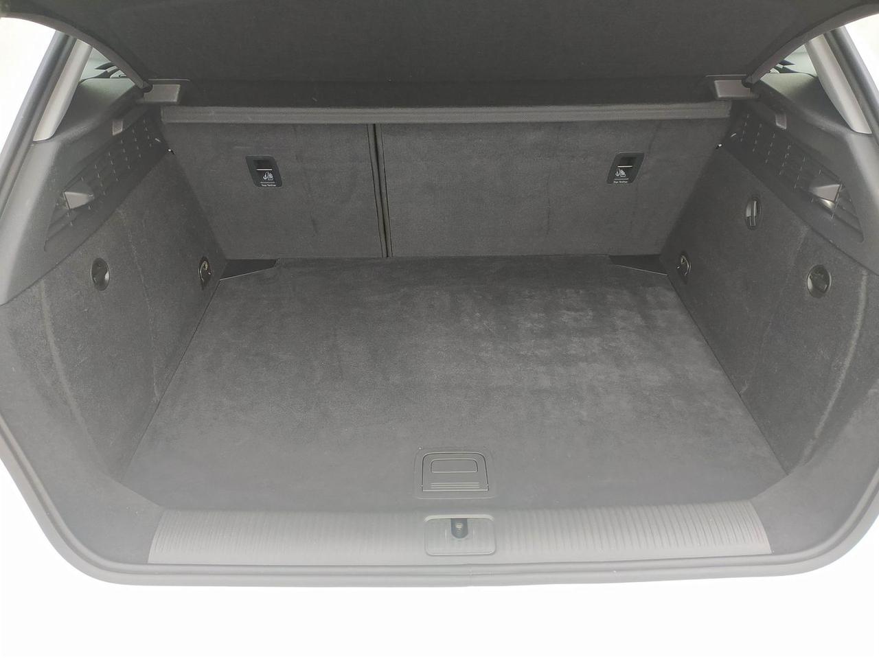 Audi A3 Business Line 2.0 35 TDI #7770