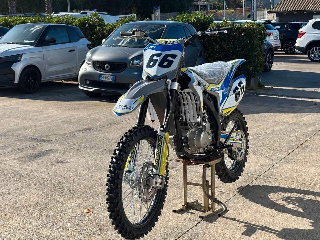 Lem Pitbike M5 250cc nuovo pronto consegna