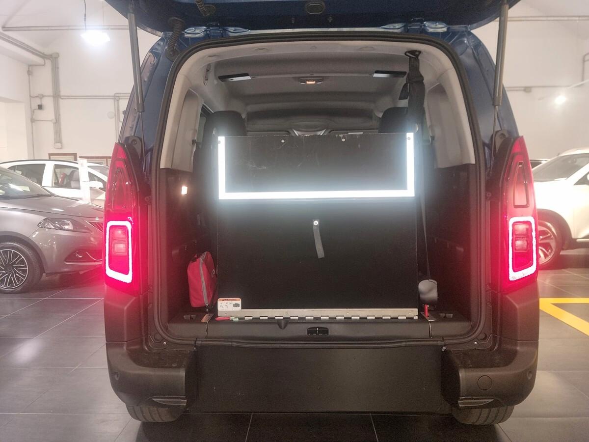 Citroen Berlingo Combi 1.5 BlueHDi 130cv DISABILI