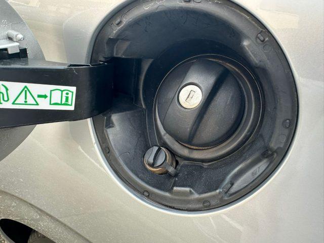 PEUGEOT 208 1.2 GPL PureTech 82 5p. Allure